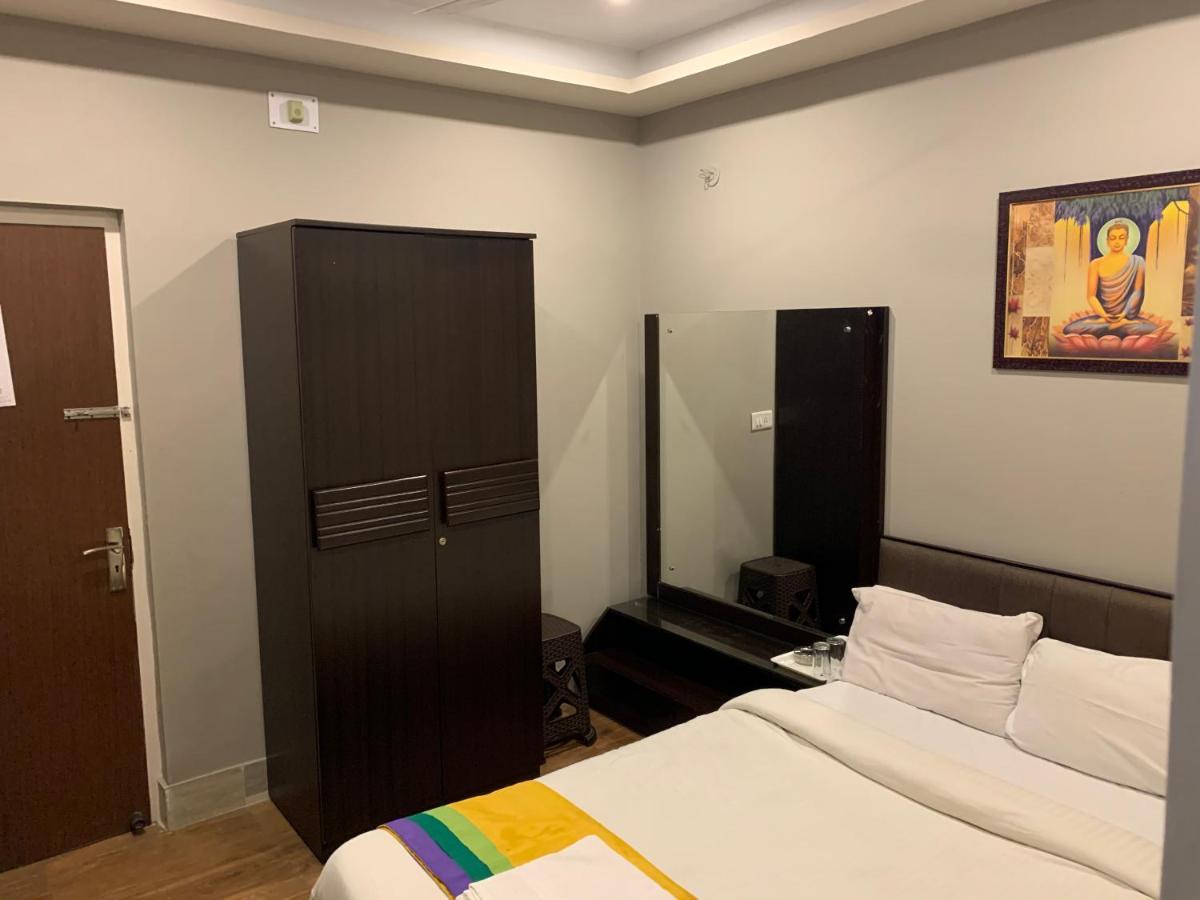 Gd Hotel Njp Siliguri Exterior foto